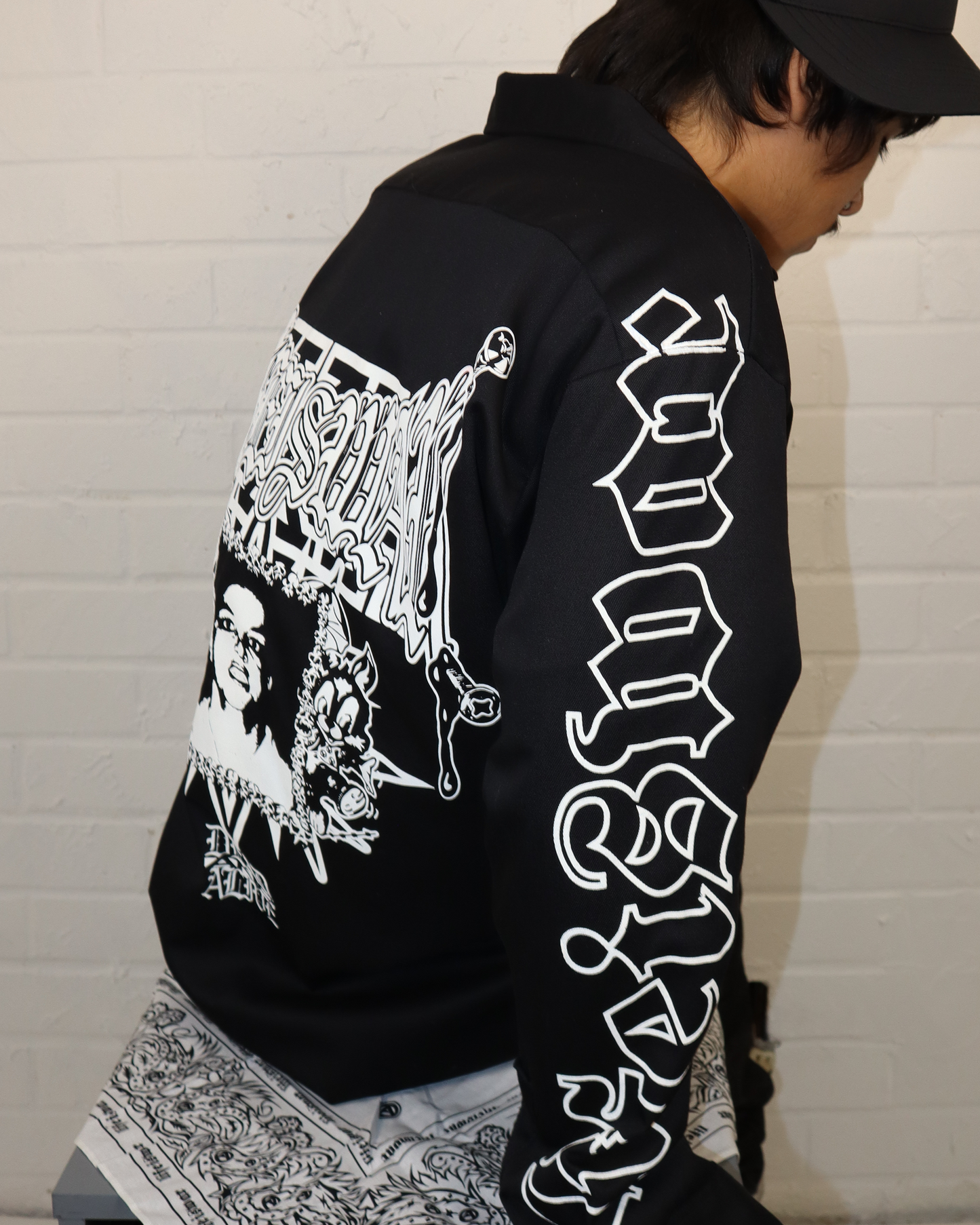 Maniac [BLACK] Button Up