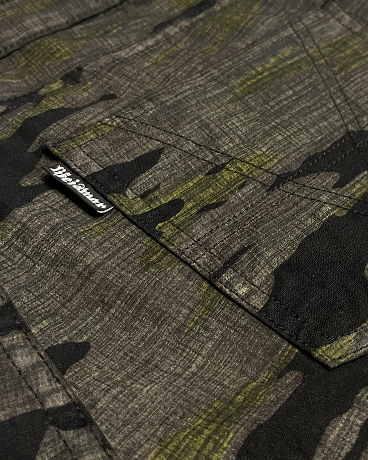 STRAIGHT EDGE CUT: Dyed Camo