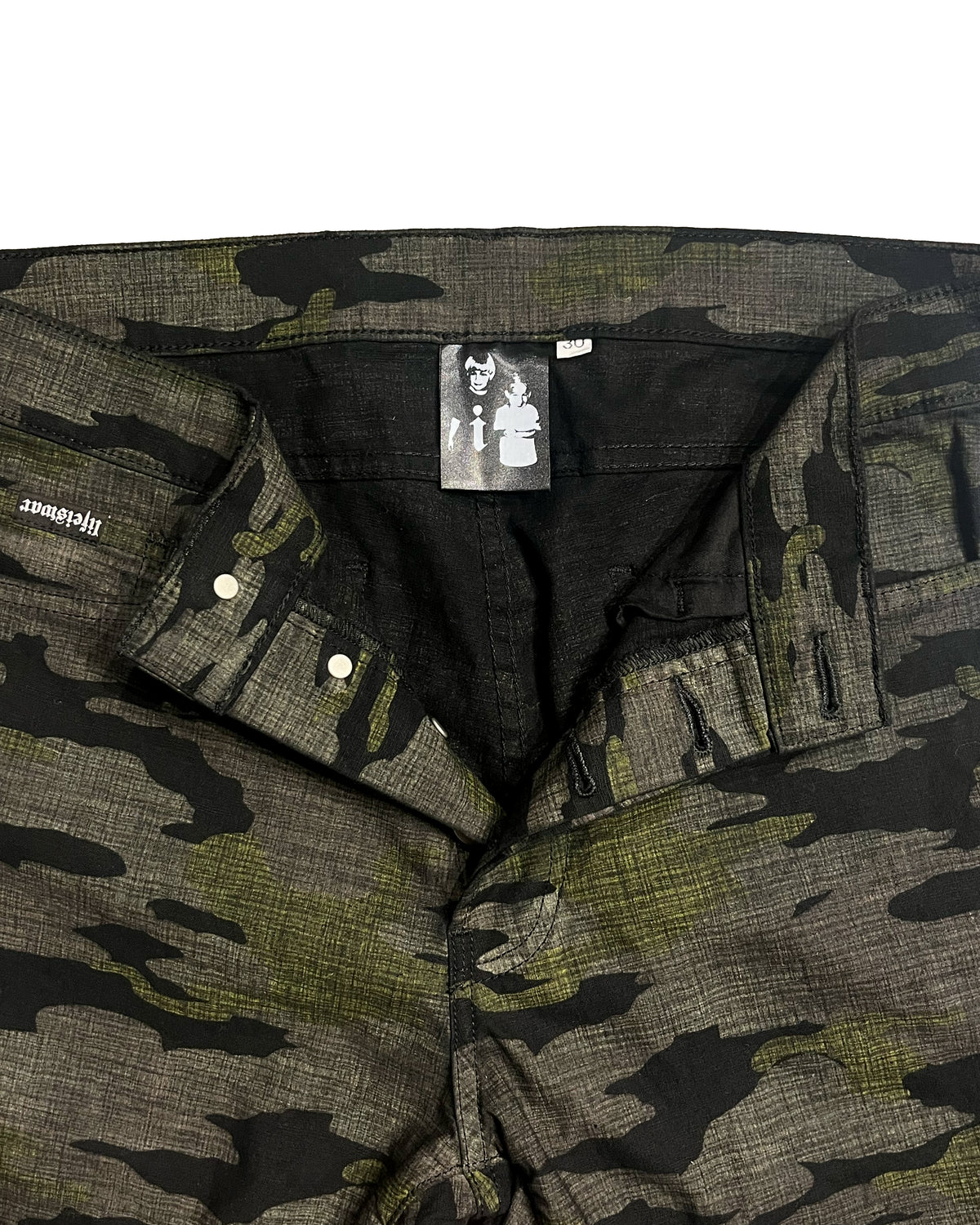STRAIGHT EDGE CUT: Dyed Camo