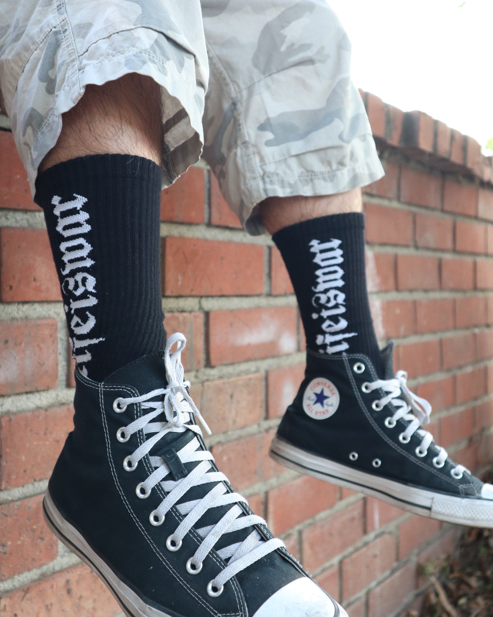 lifeiswar [BLACK] Socks