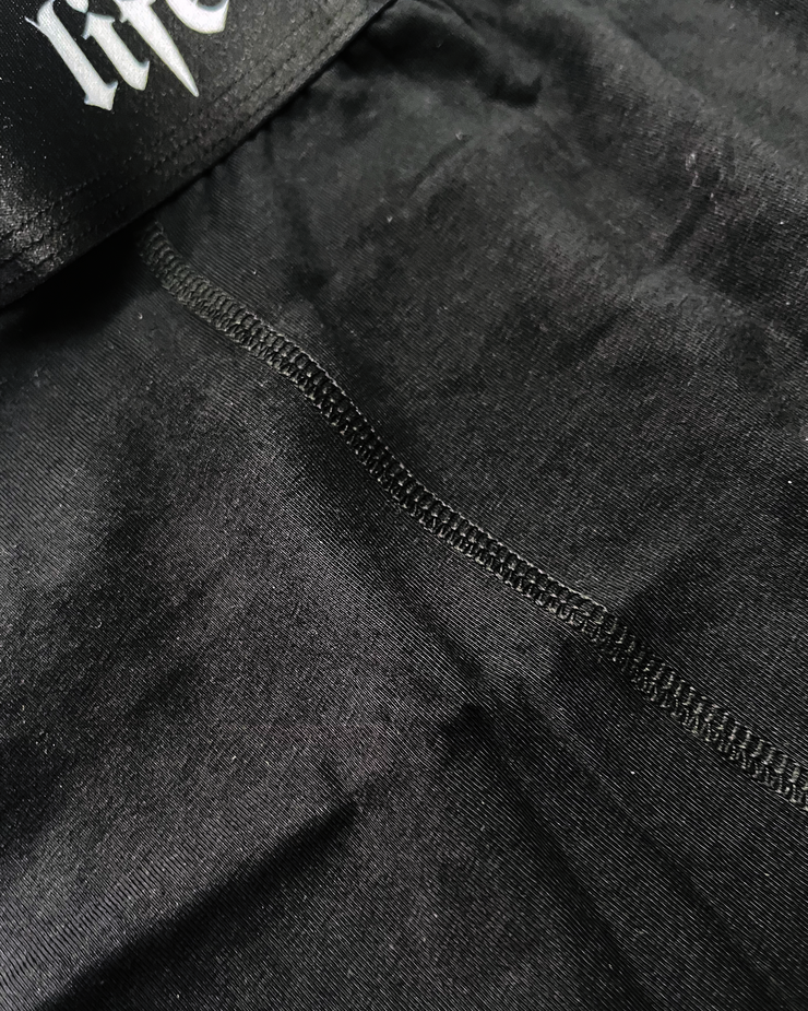 lifeiswar [BLACK] boxer briefs