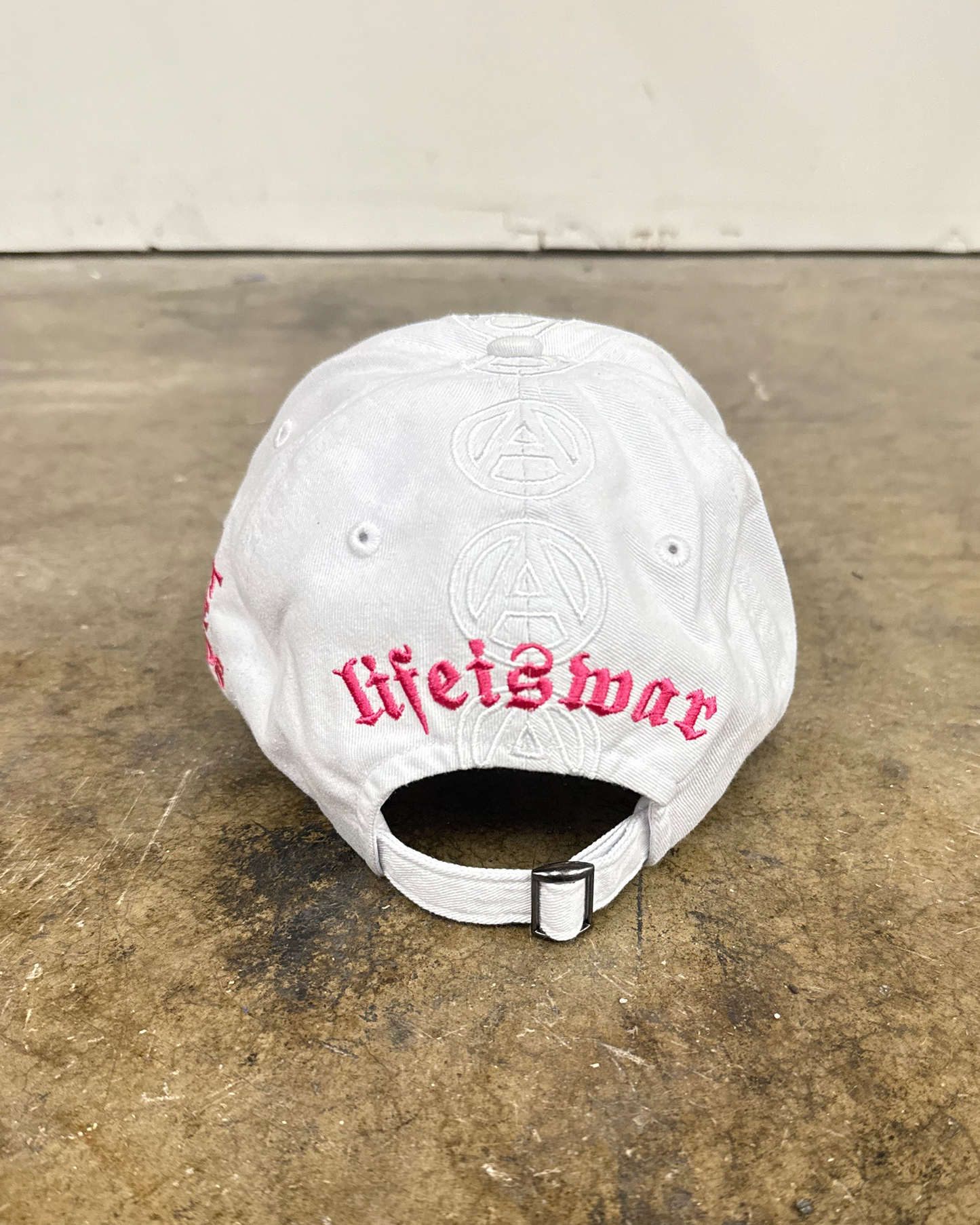 Mohawk hat: White & White [OTW25 - AMERICA]